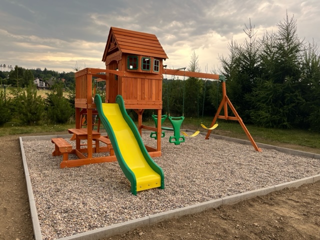 dětské hřiště Springboro 001